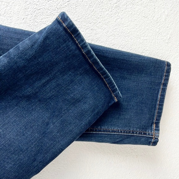 SO LIFTING by CHICO’S |👖Dark Navy Blue Faded Midrise Straight Leg Denim Jeans - Picture 5 of 8